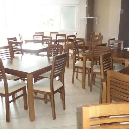 Albergue Internacional Hostal *
