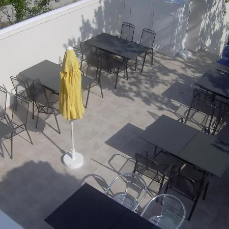 Albergue Internacional Hostal Sarria