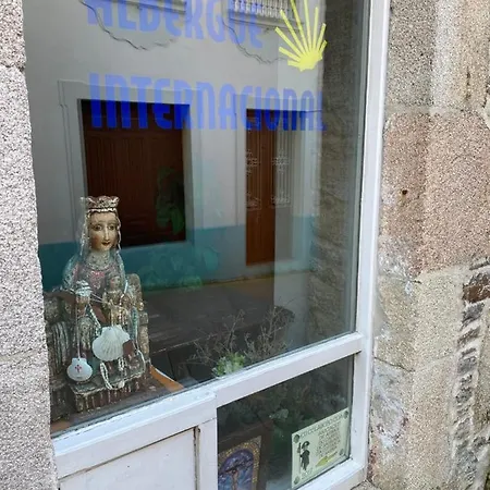 Albergue Internacional Hostal *