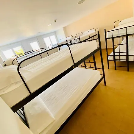 Albergue Internacional Hostal *